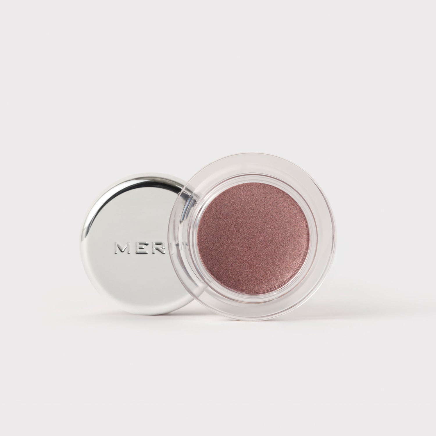 MERIT25-SoloShadowSheen-Hero-Iris_162d453e-6e09-4362-83aa-7c8e09d207c3_1500x